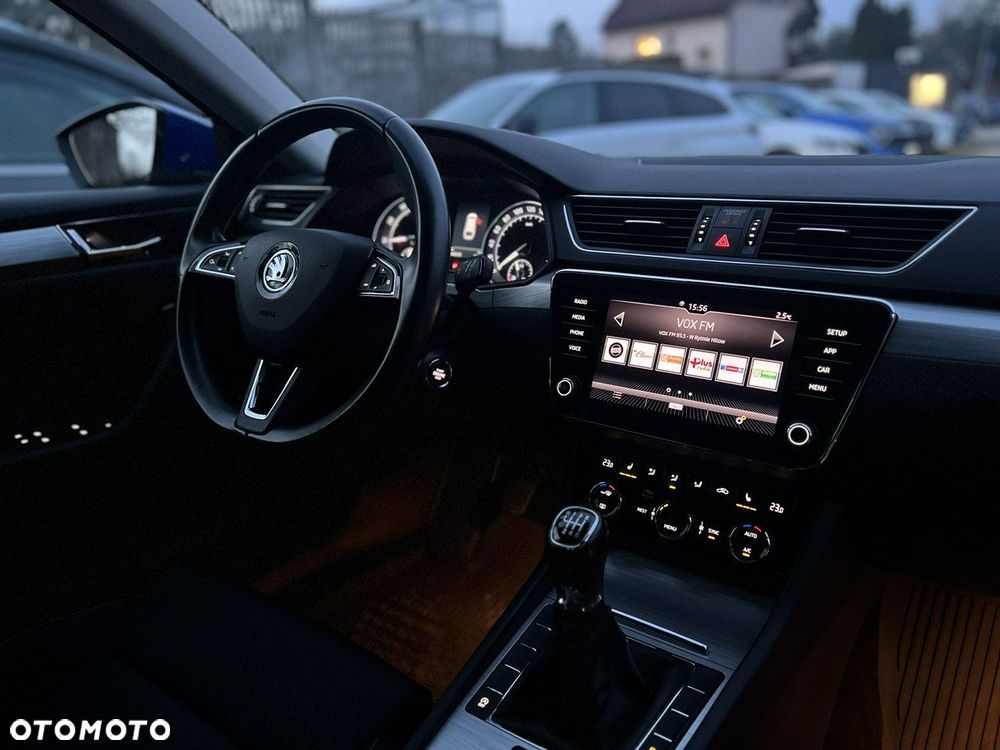 Skoda Superb 1.5 TSI Ambition - 15