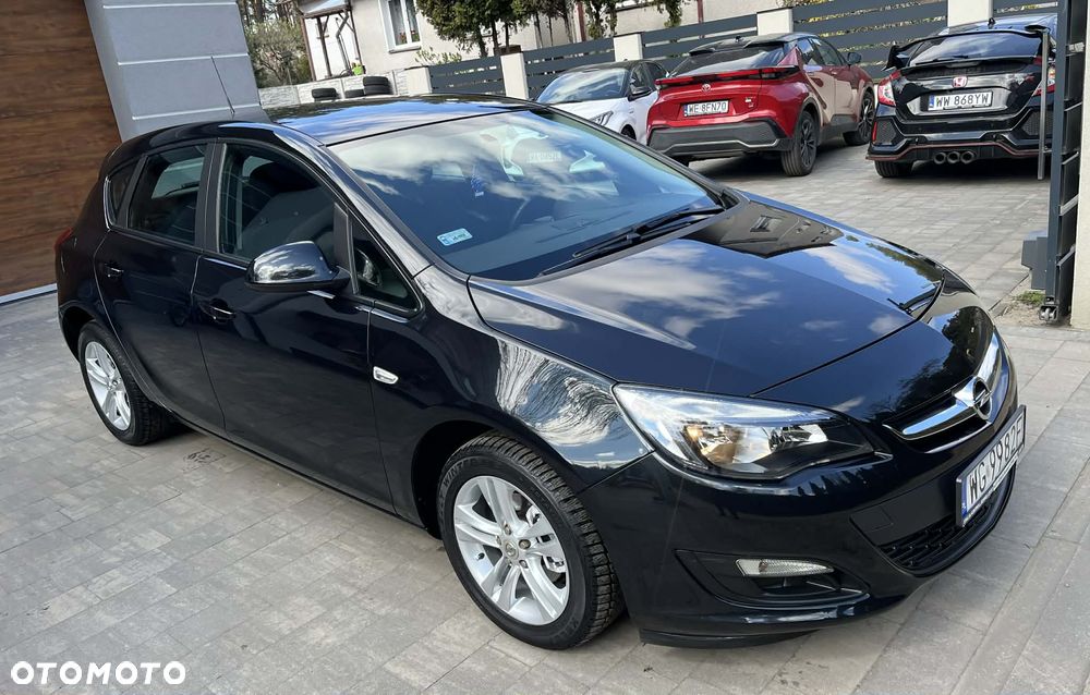 Opel Astra 1.6 Enjoy - 24