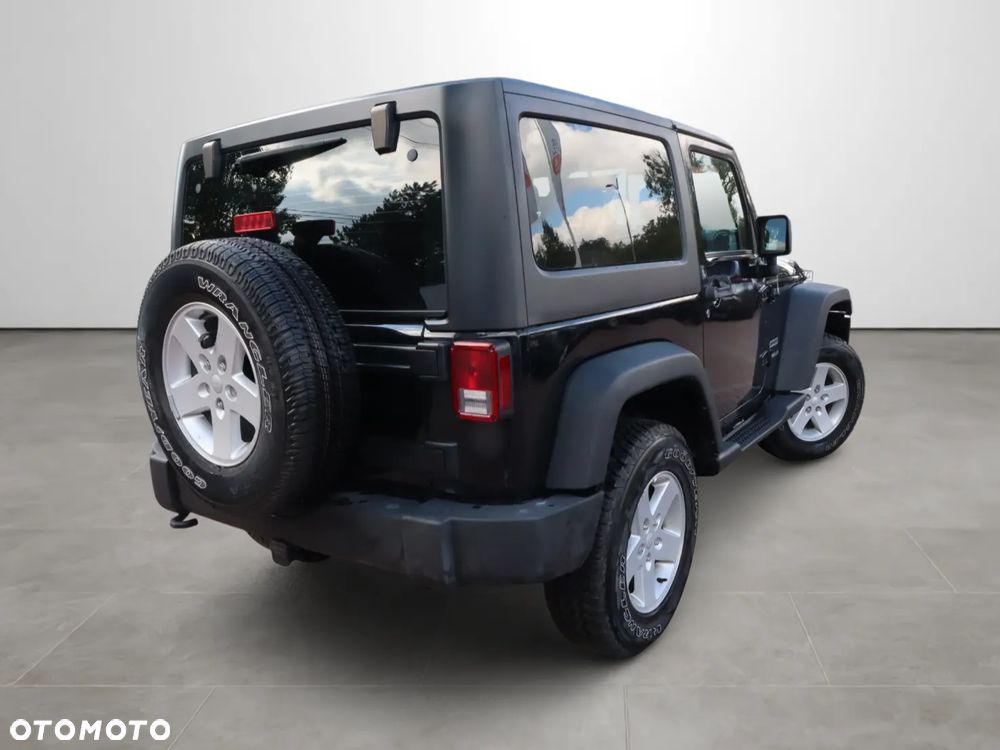 Jeep Wrangler - 2