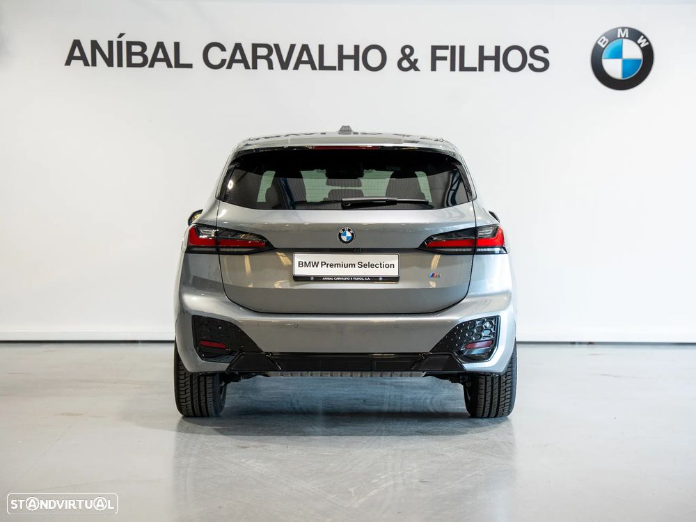 BMW 218 Active Tourer i Pack Desportivo M Auto - 4