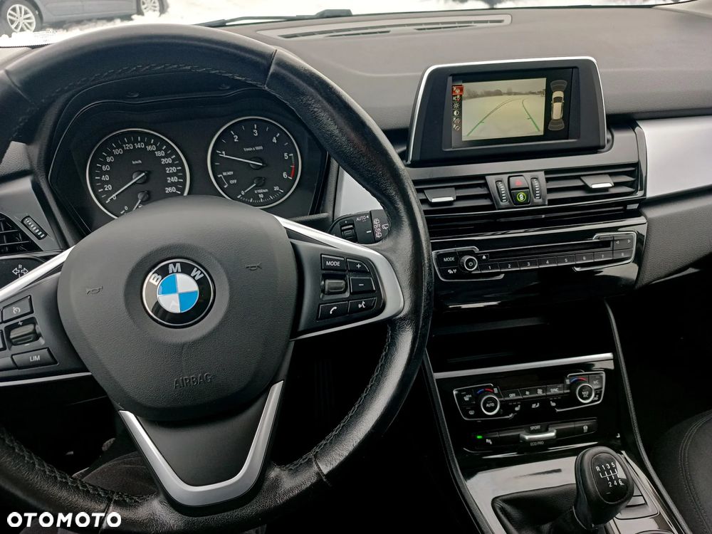 BMW Seria 2 218d GT M Sport - 8