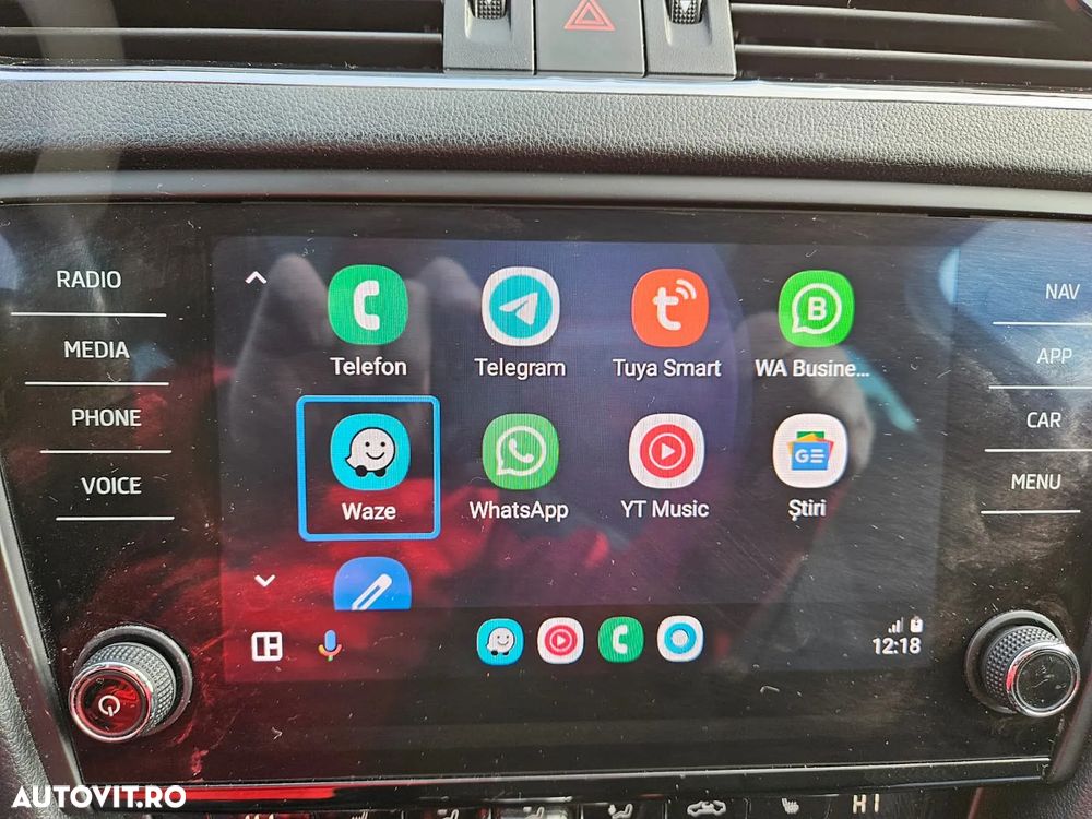 Skoda Octavia 2.0 TDI DSG Style - 4