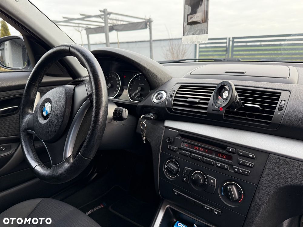 BMW Seria 1 116i - 20