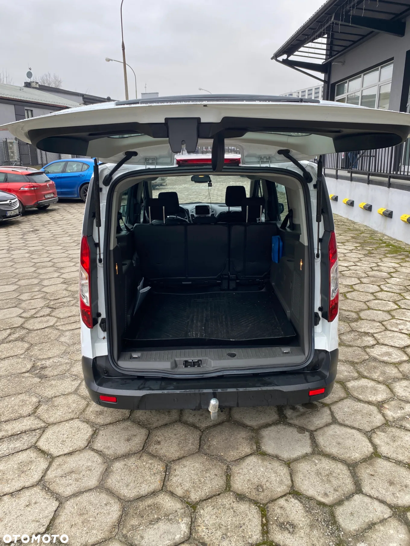 Ford Tourneo Connect 1.5 EcoBlue Titanium - 21