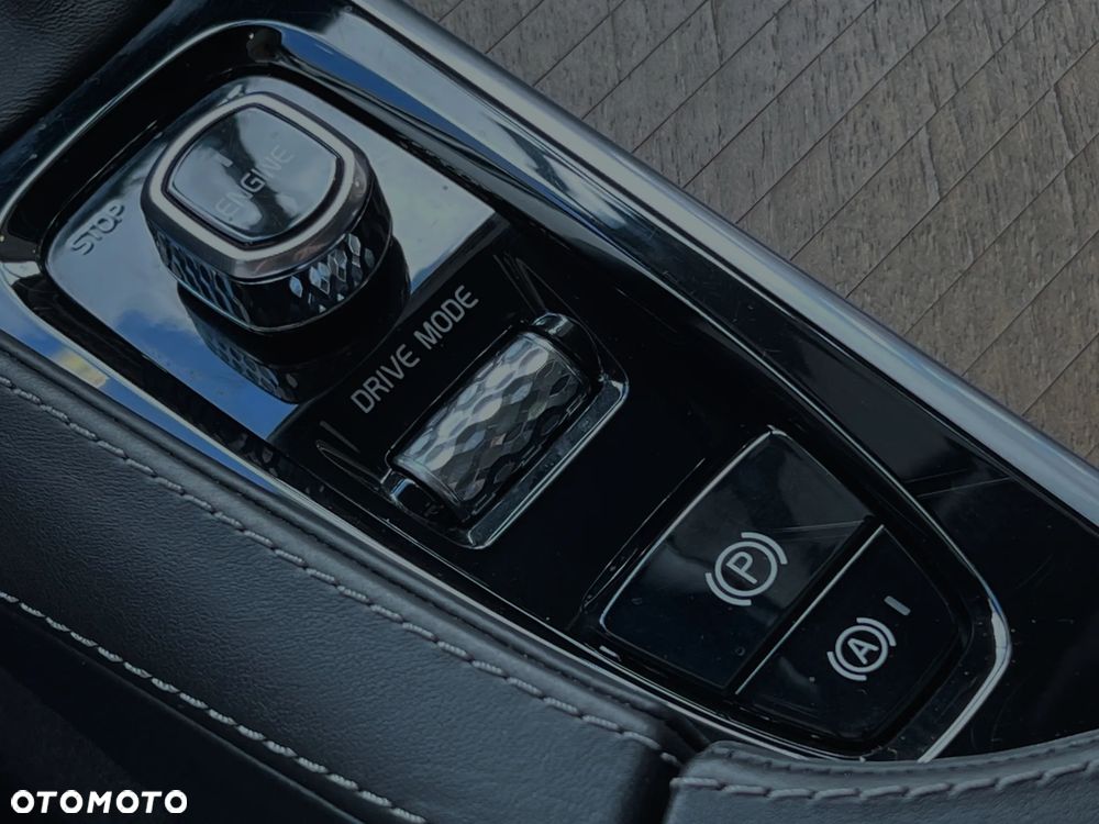 Volvo S90 - 12