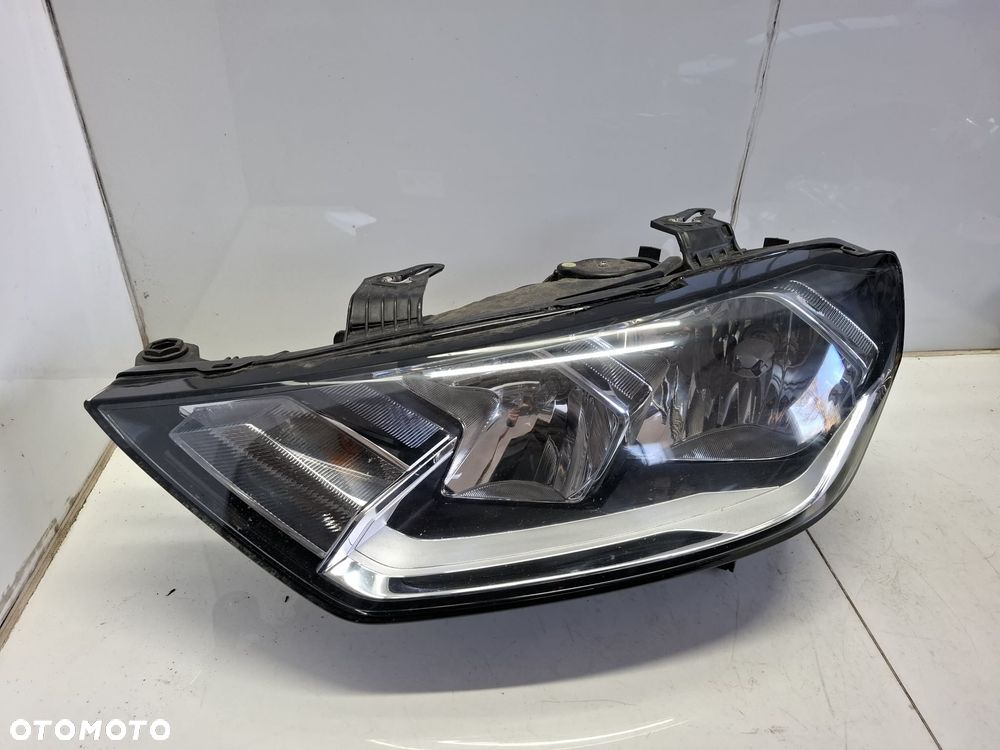 LEWA LAMPA PRZEDNIA PRZÓD ZWYKŁA AUDI A1 II 82A 82a941003 IDEALNA - 5