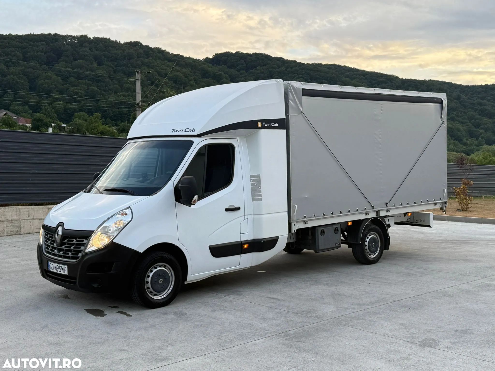 Renault Master - 1