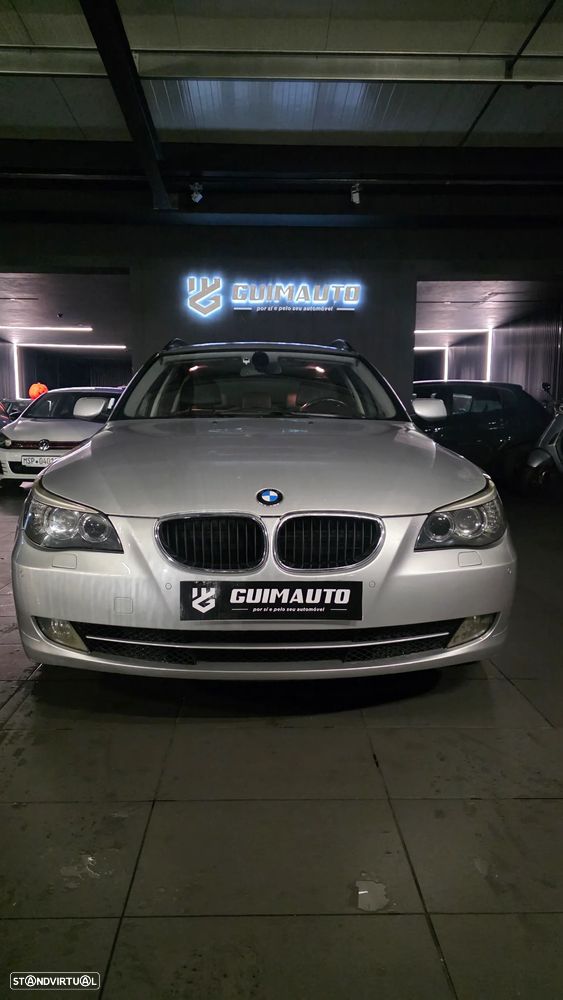 BMW 520 dA Touring Executive - 3