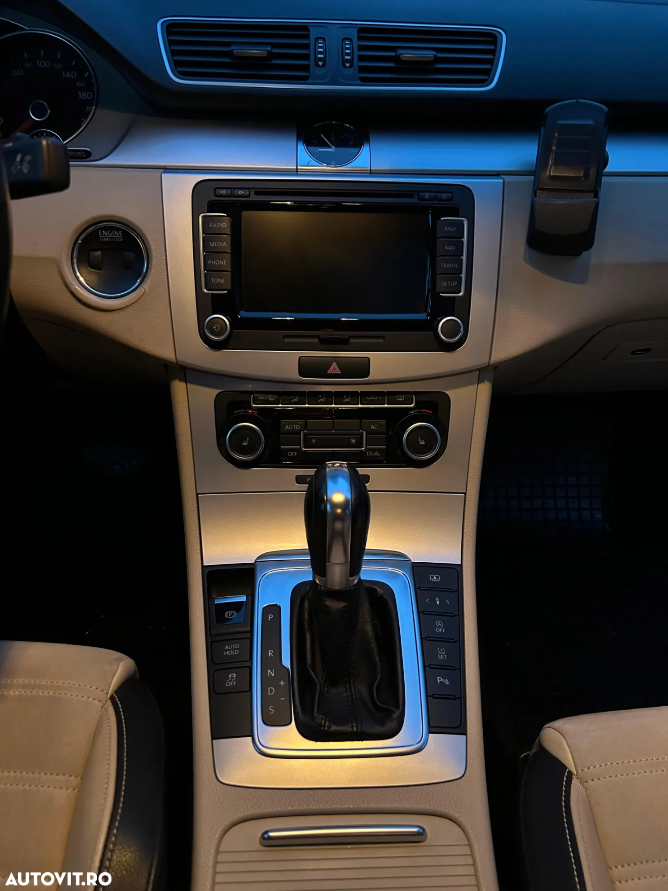 Volkswagen Passat CC 2.0 TDI DSG - 32
