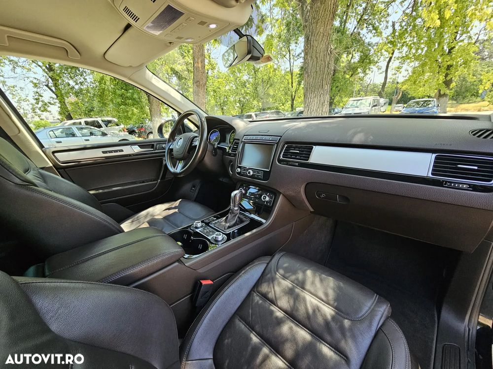 Volkswagen Touareg V6 TDI BMT Supreme Plus - 9