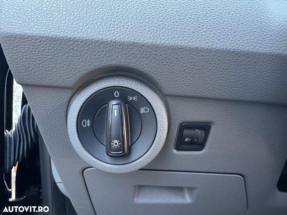 Volkswagen Caravelle 2.0 TDI 110 kW KR Comfortline DSG - 28