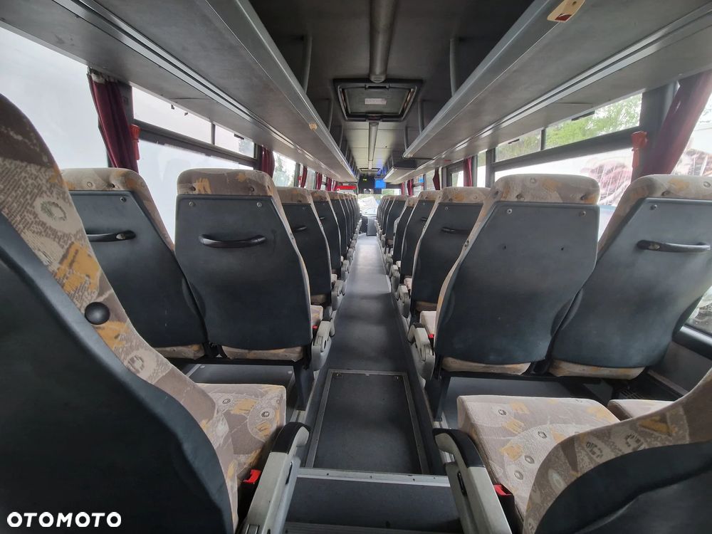 Volvo 8700 - 9
