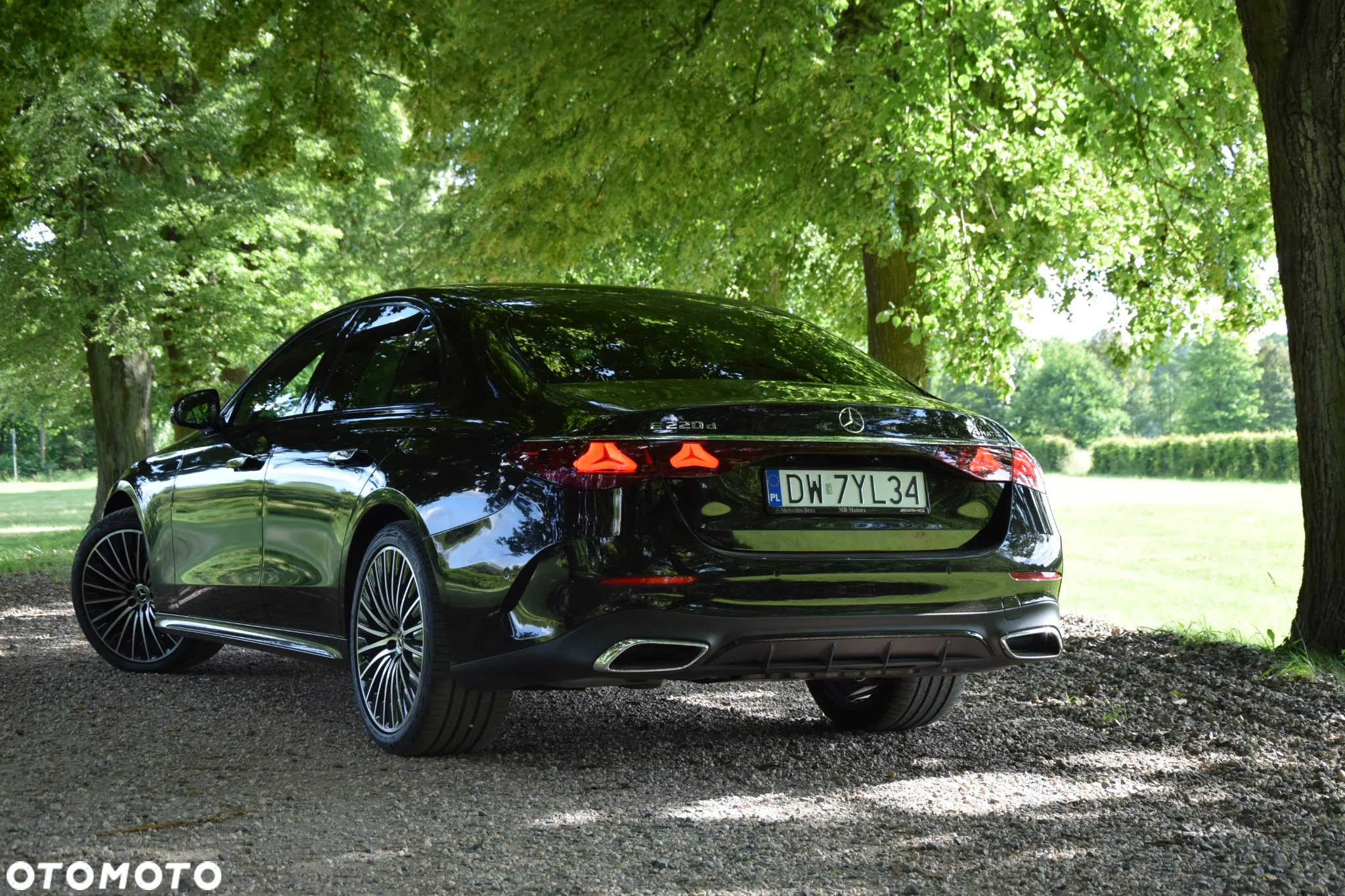 Mercedes-Benz Klasa E 220 d 4-Matic AMG/Avantgarde - 3