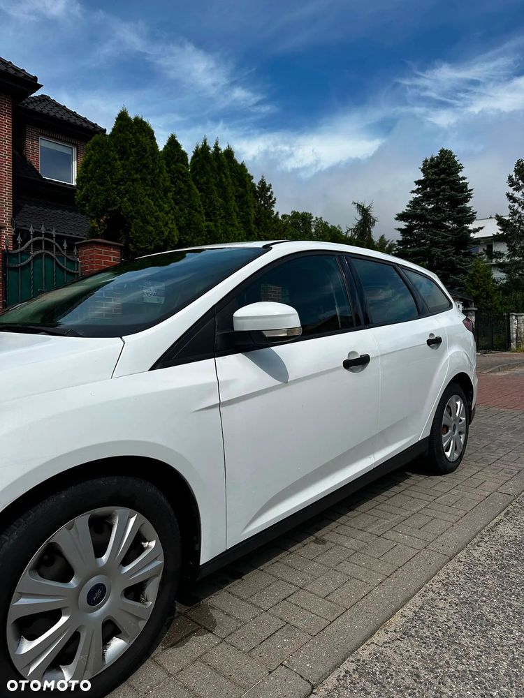 Ford Focus 1.6 TDCi Edition - 11