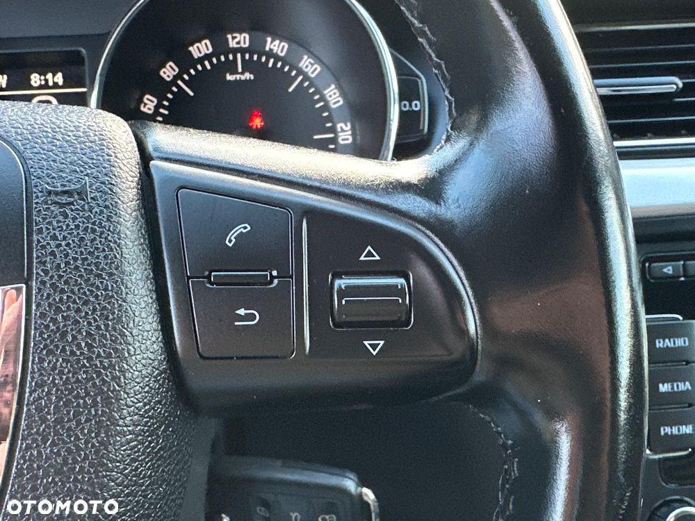 Skoda Superb 2.0 TDI Exclusive - 36