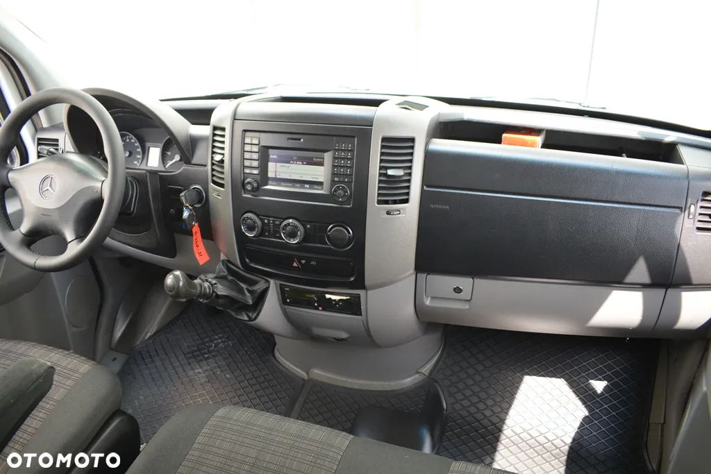 Mercedes-Benz Sprinter 316 CDI LIFT DOKA STAN FABRYCZNY - 29