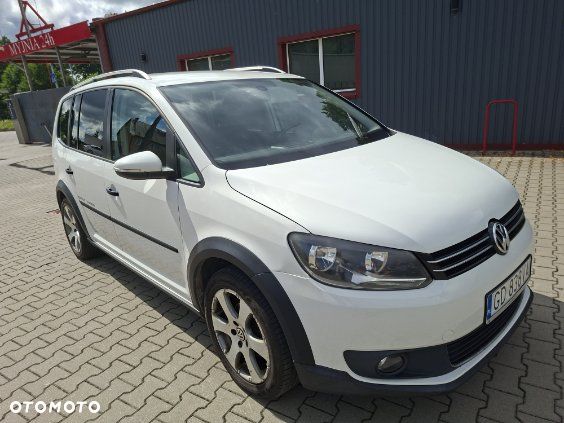 Volkswagen Touran 1.6 TDI DPF Cross - 1