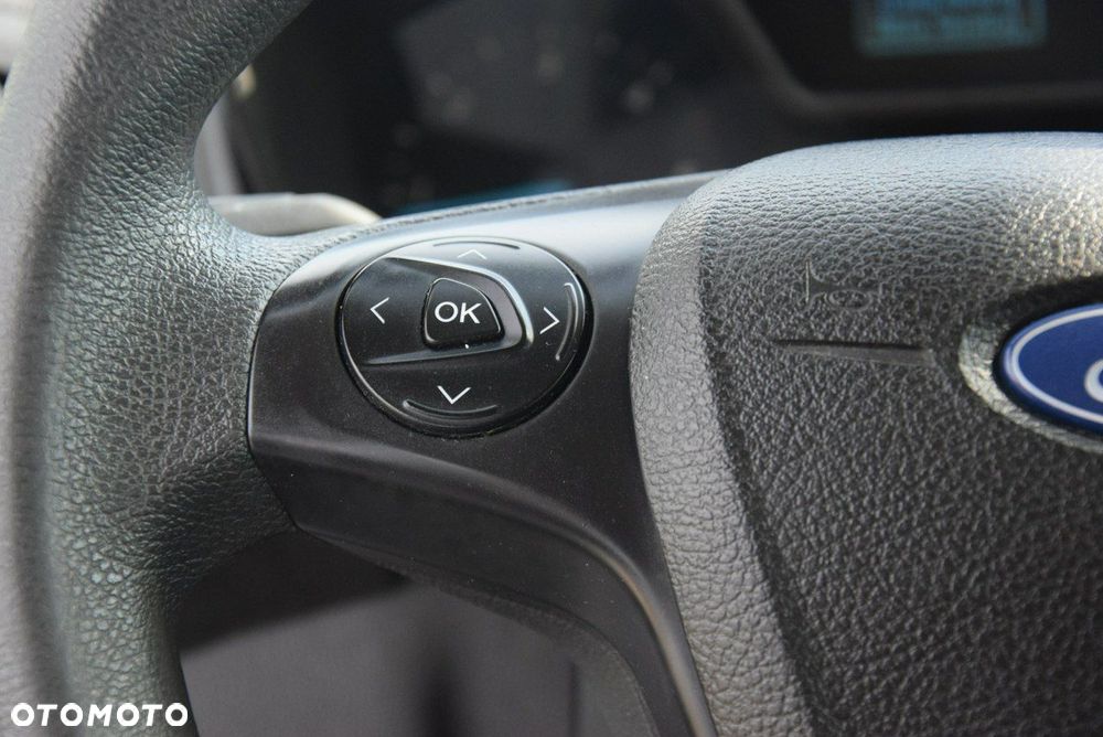 Ford Tourneo Connect Grand - 36