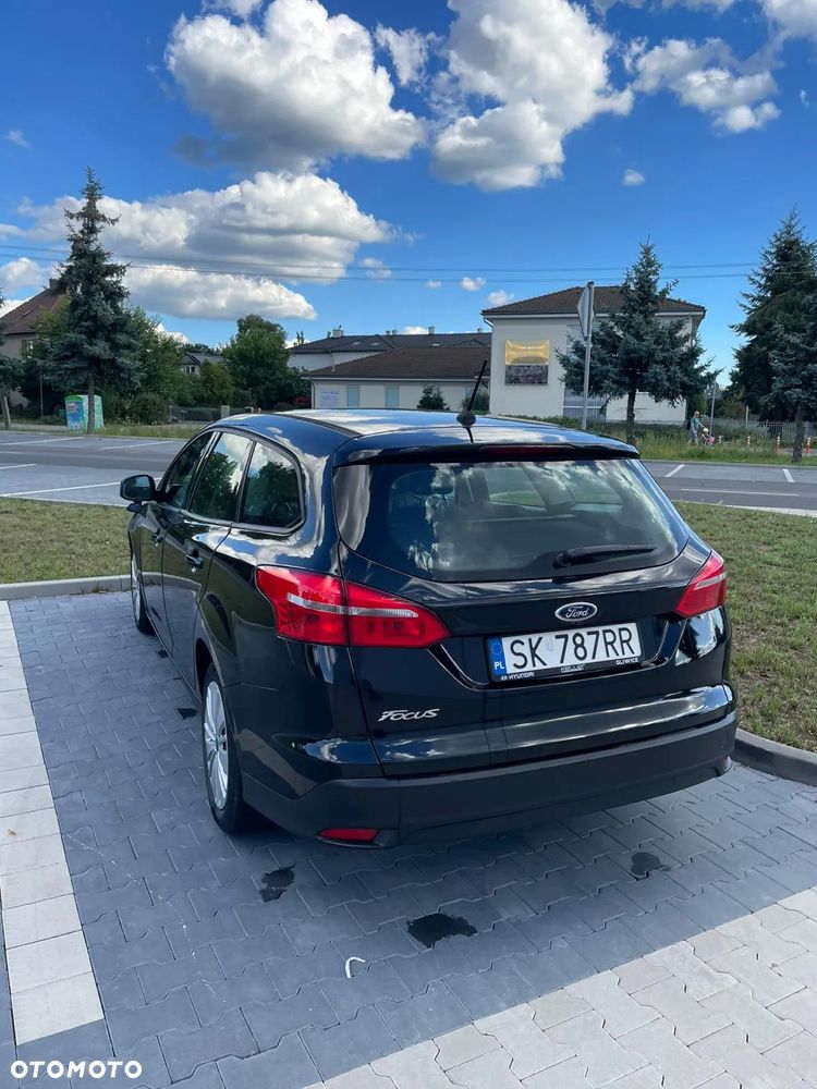 Ford Focus 1.5 TDCi Trend - 5