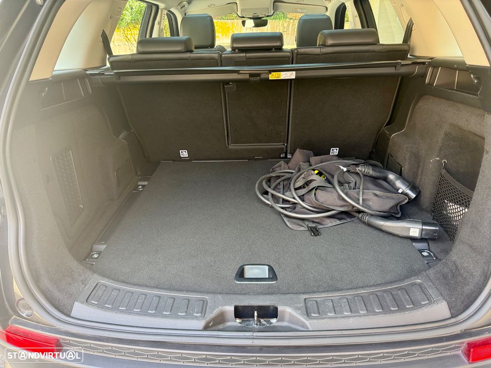 Land Rover Discovery Sport P300e - 20