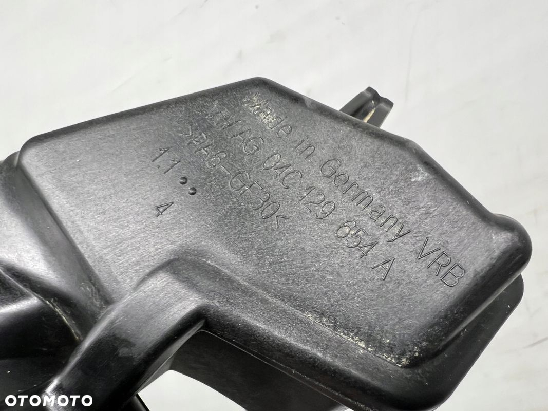 Audi A1 8X 1.0 TSI rura powietrza turbiny 04C129654A - 3