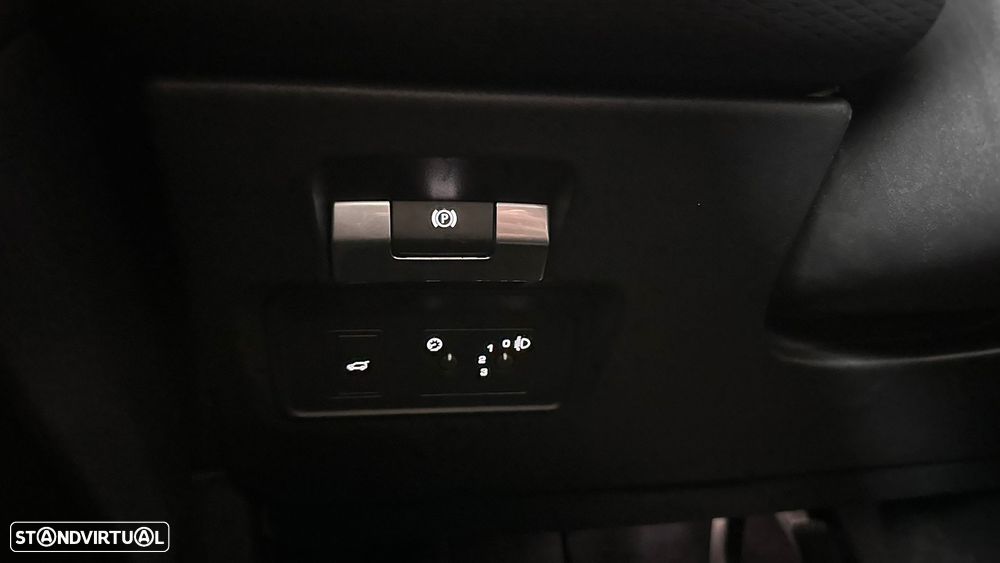 Land Rover Range Rover Evoque 2.0 D150 AWD HSE Auto - 16