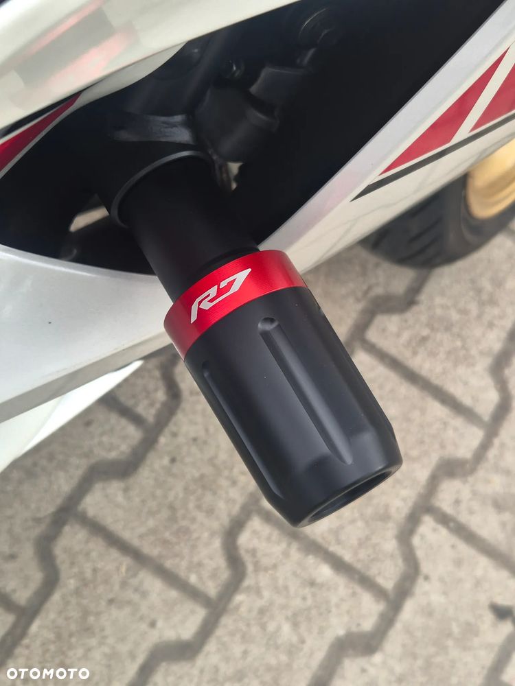 Yamaha R7 - 12