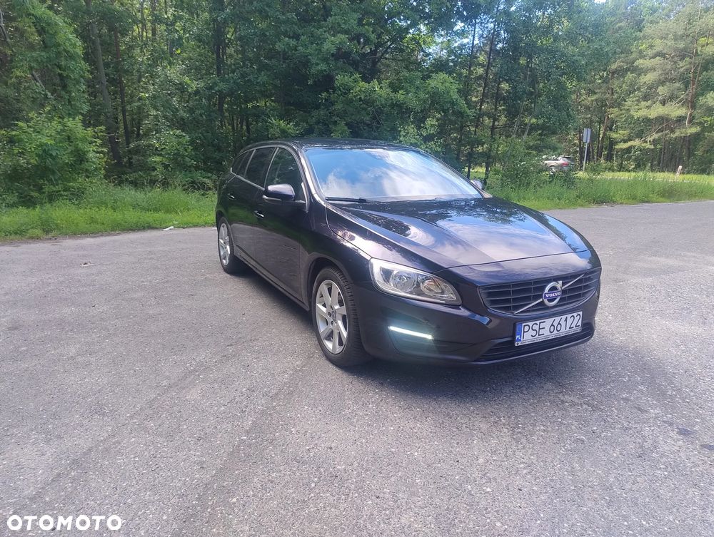 Volvo V60 D2 Geartronic - 1