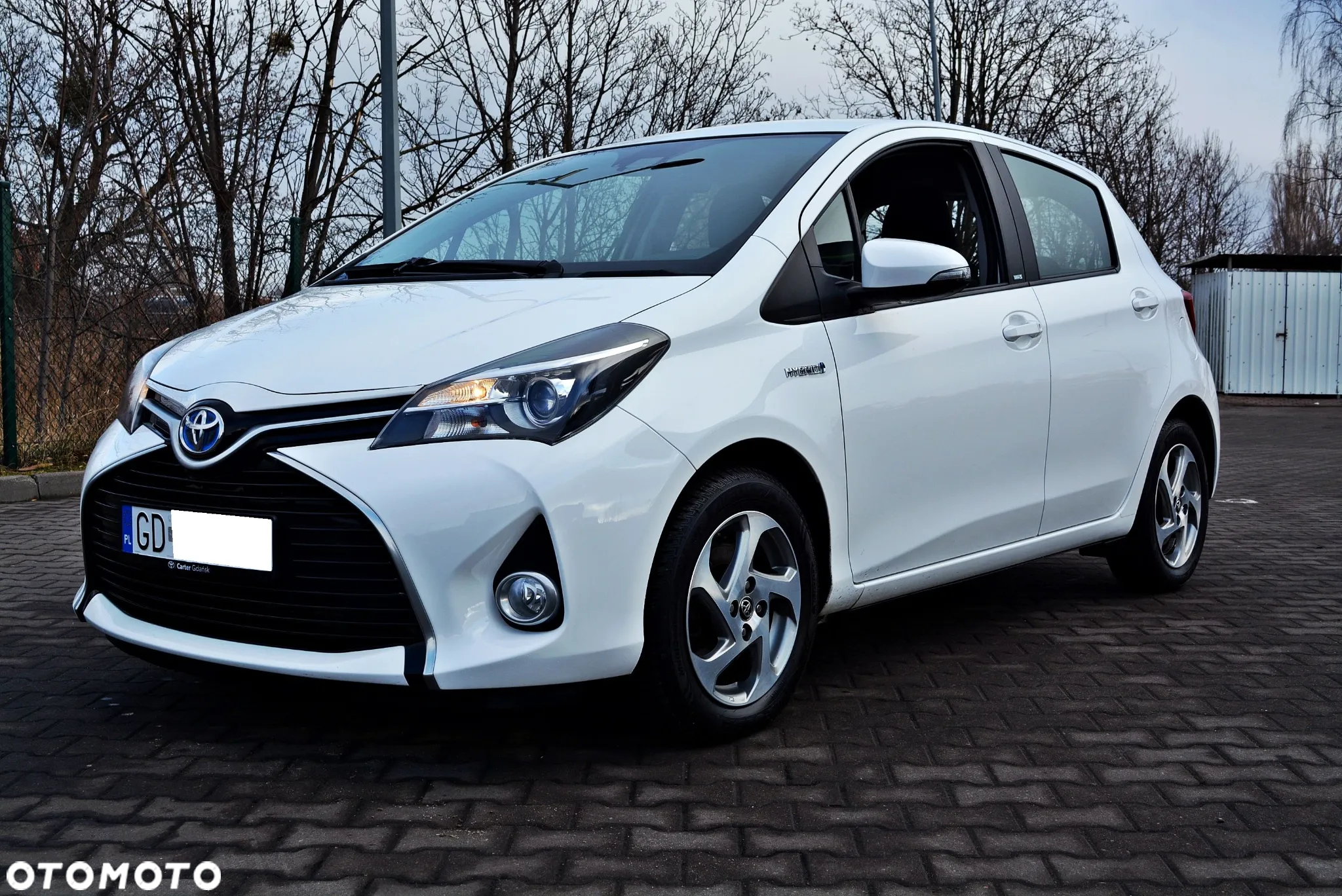Toyota Yaris Hybrid 1.5 Executive - 13