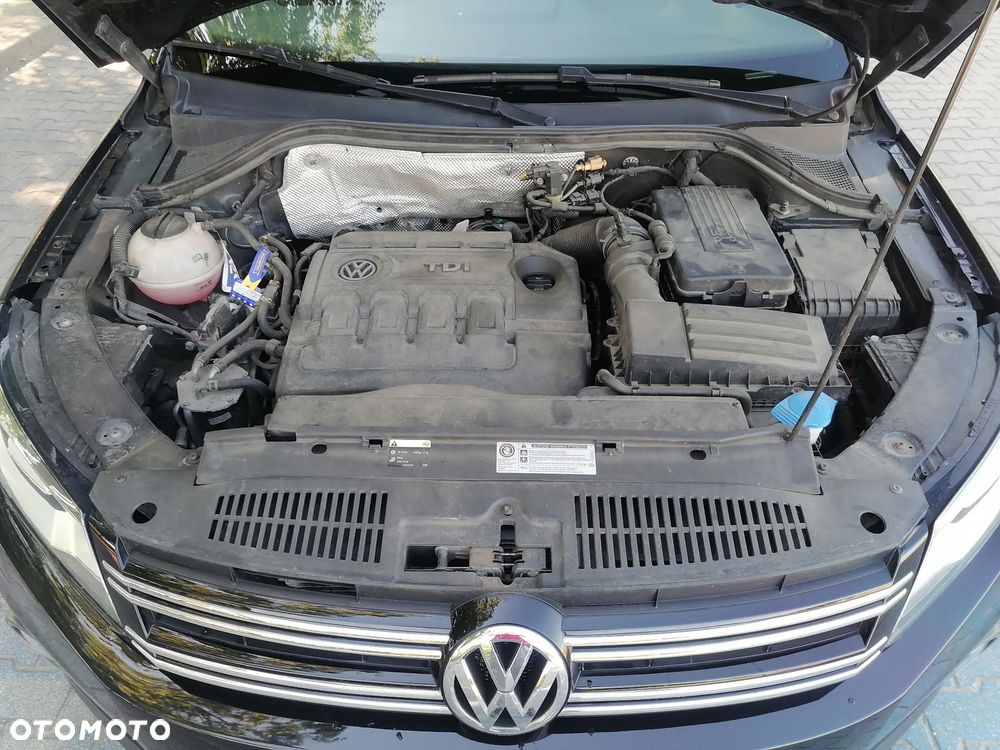 Volkswagen Tiguan 2.0 TDI SCR 4MOTION BlueMotion Technology DSG Lounge Sport & Style - 20