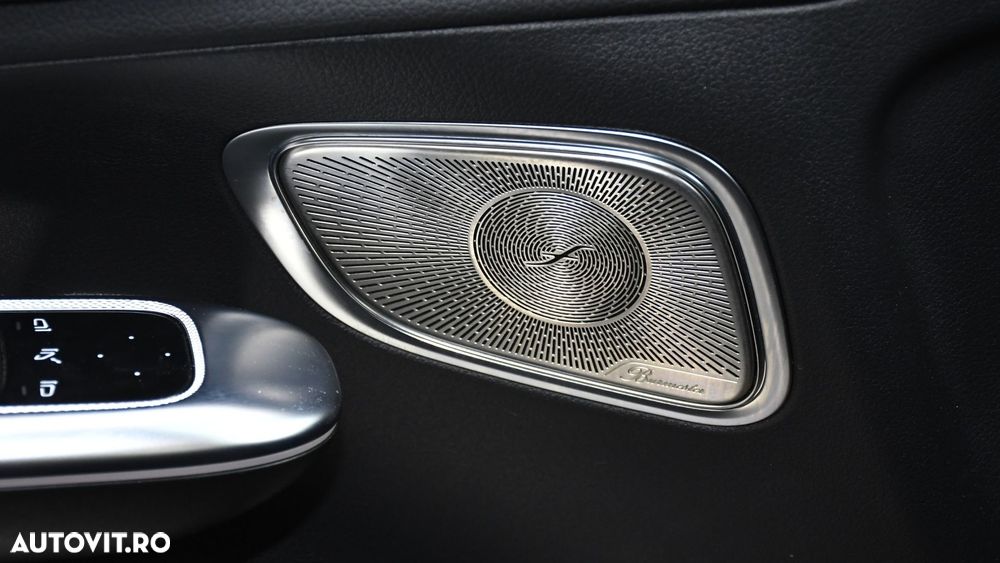 Mercedes-Benz GLC 300 e 4Matic 9G-TRONIC Edition Avantgarde - 26