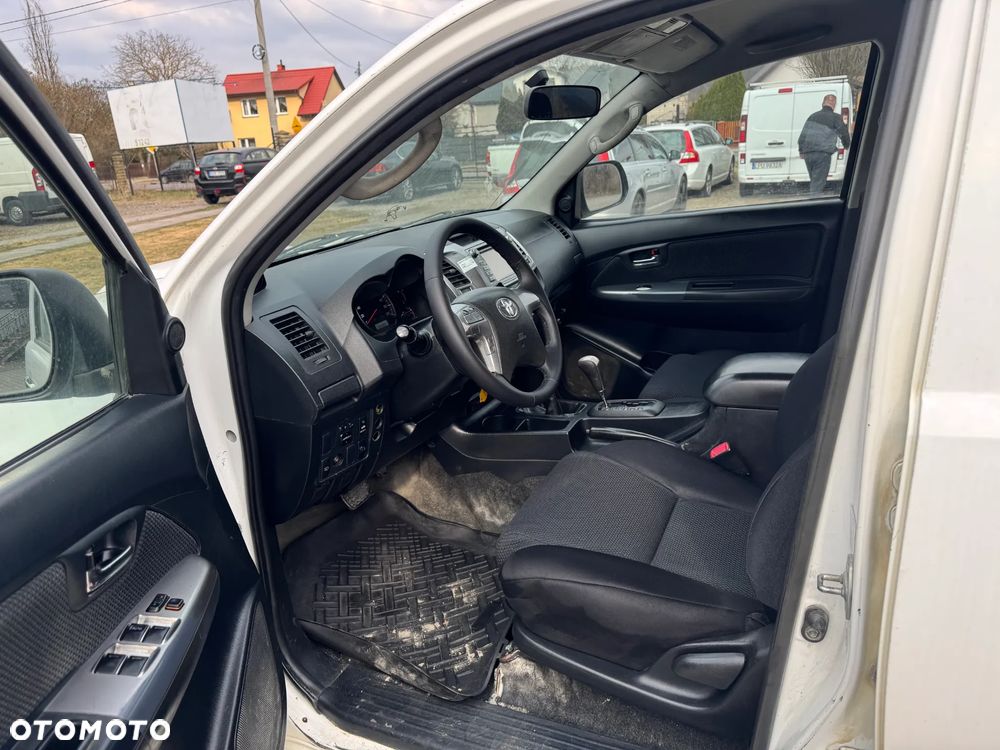 Toyota Hilux 4x4 Double Cab DPF Autm Comfort - 5