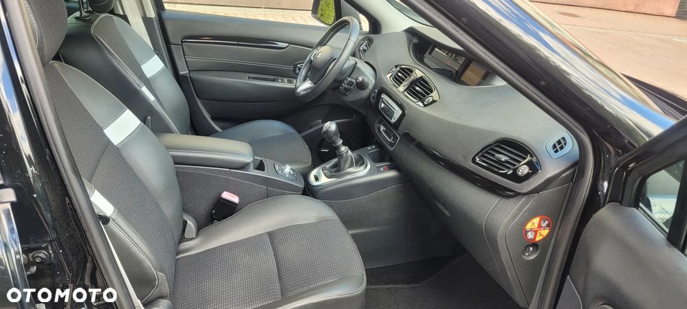 Renault Grand Scenic - 14
