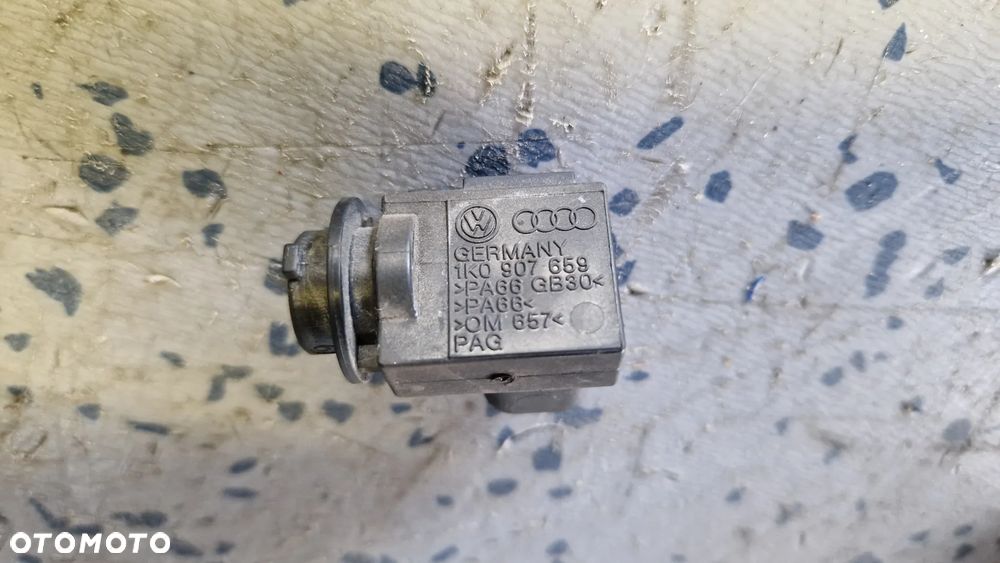 VOLKSWAGEN CZUJNIK JAKOŚCI POWIETRZA 1K0907659 - 2