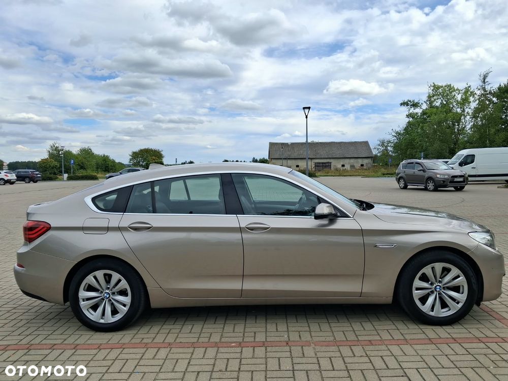 BMW 5GT - 4