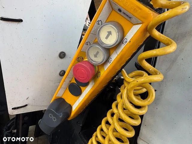 Mitsubishi Fuso Canter 7C15 Euro 6 śmieciarka - 14