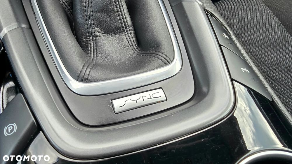 Ford Mondeo 2.0 TDCi Allrad Trend - 27