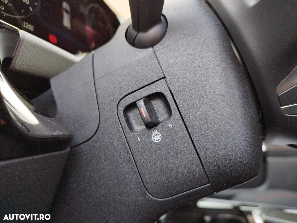 Mercedes-Benz GLA 200 d 4MATIC Aut. - 16