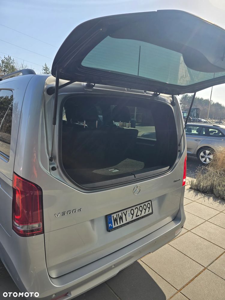 Mercedes-Benz Klasa V 300 d 4-Matic Avantgarde 9G-Tronic (d³ugi) - 33