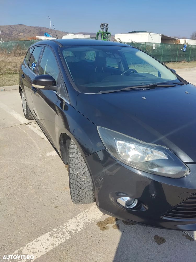 Ford Focus 1.6 TDCI DPF Titanium - 6