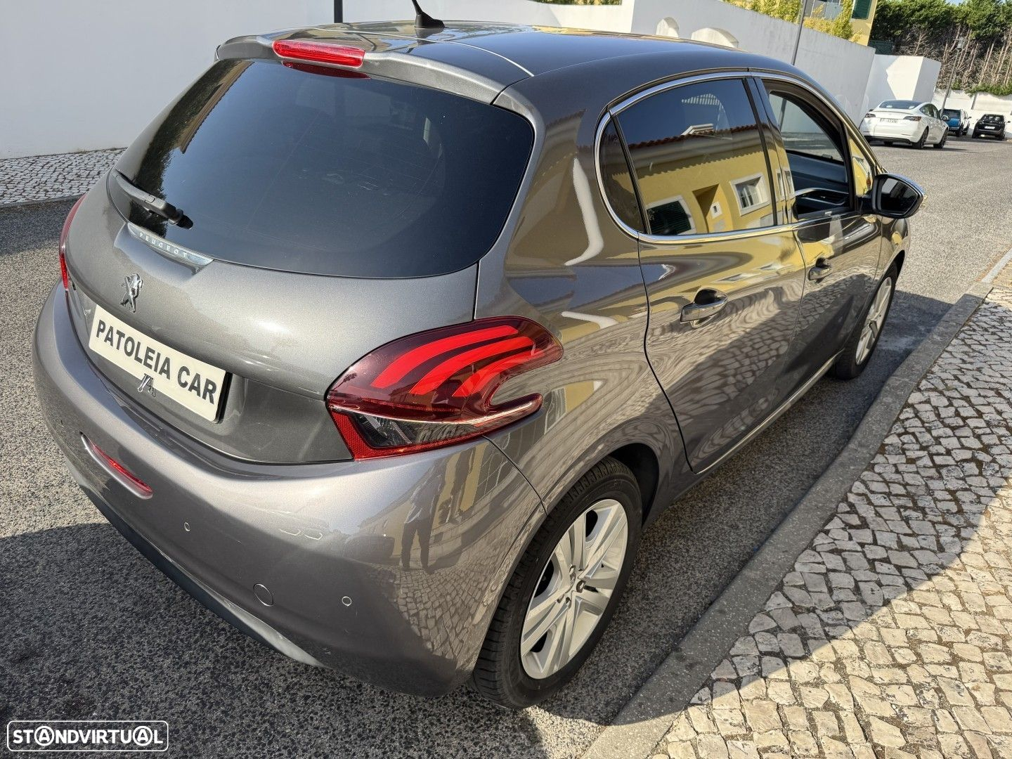 Peugeot 208 1.2 PureTech Allure - 3