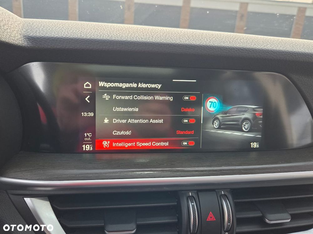 Alfa Romeo Stelvio 2.0 Turbo 16V AT8-Q4 Veloce - 37