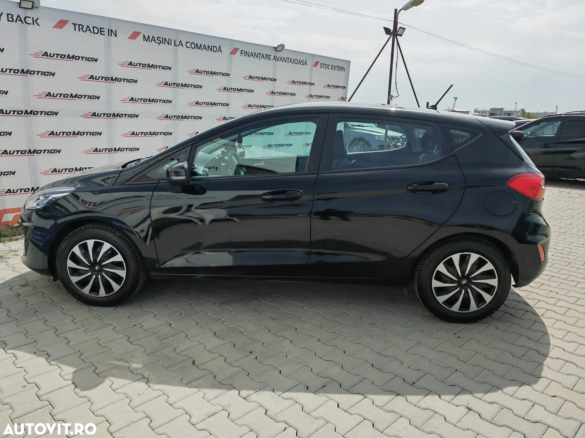 Ford Fiesta 1.1 Trend - 6