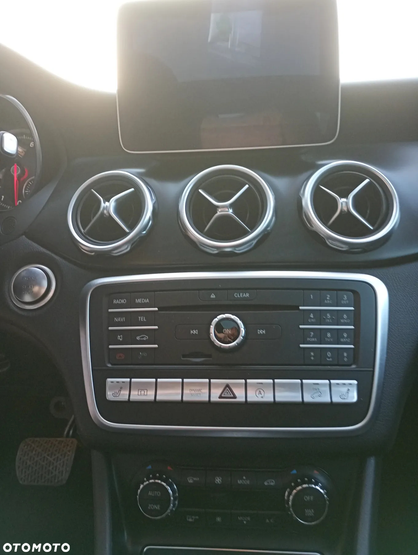Mercedes-Benz GLA 250 4-Matic - 5