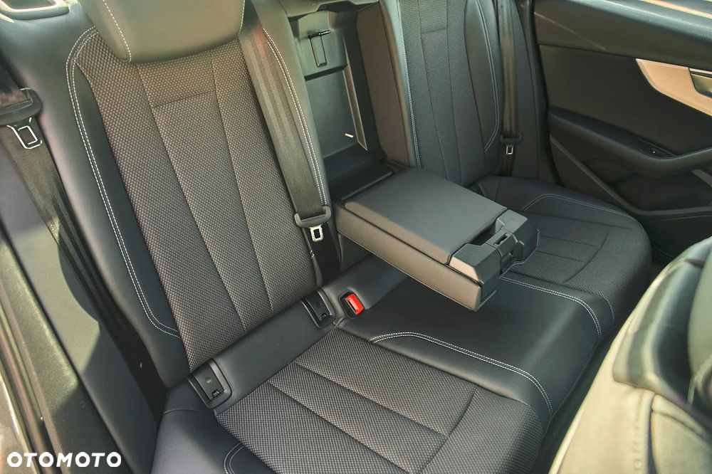 Audi A4 Limousine 35 TFSI S tronic S line - 26