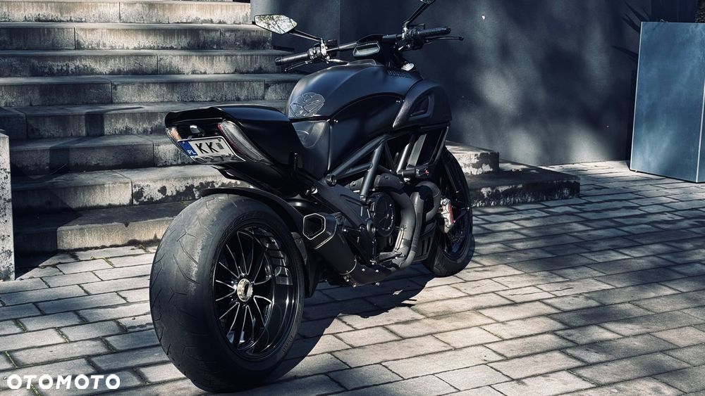 Ducati Diavel - 12