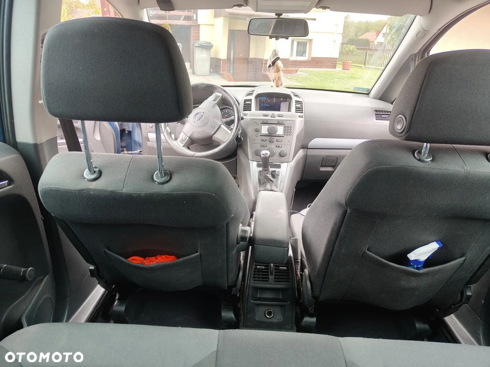 Opel Zafira 1.9 CDTI Cosmo - 3