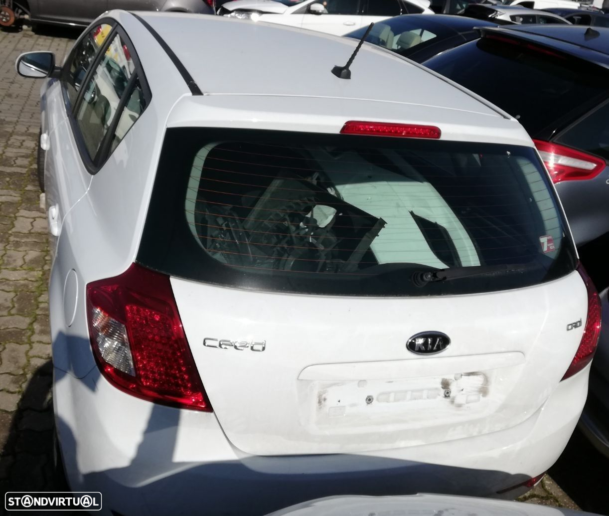 Peças Kia Ceed  2011 - 4