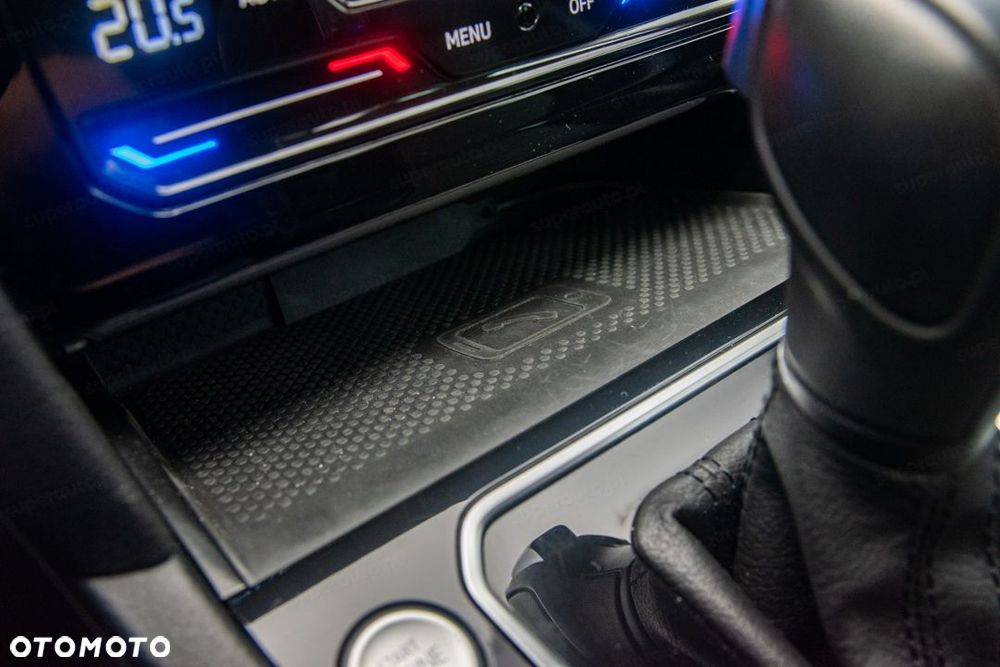 Volkswagen Passat 2022