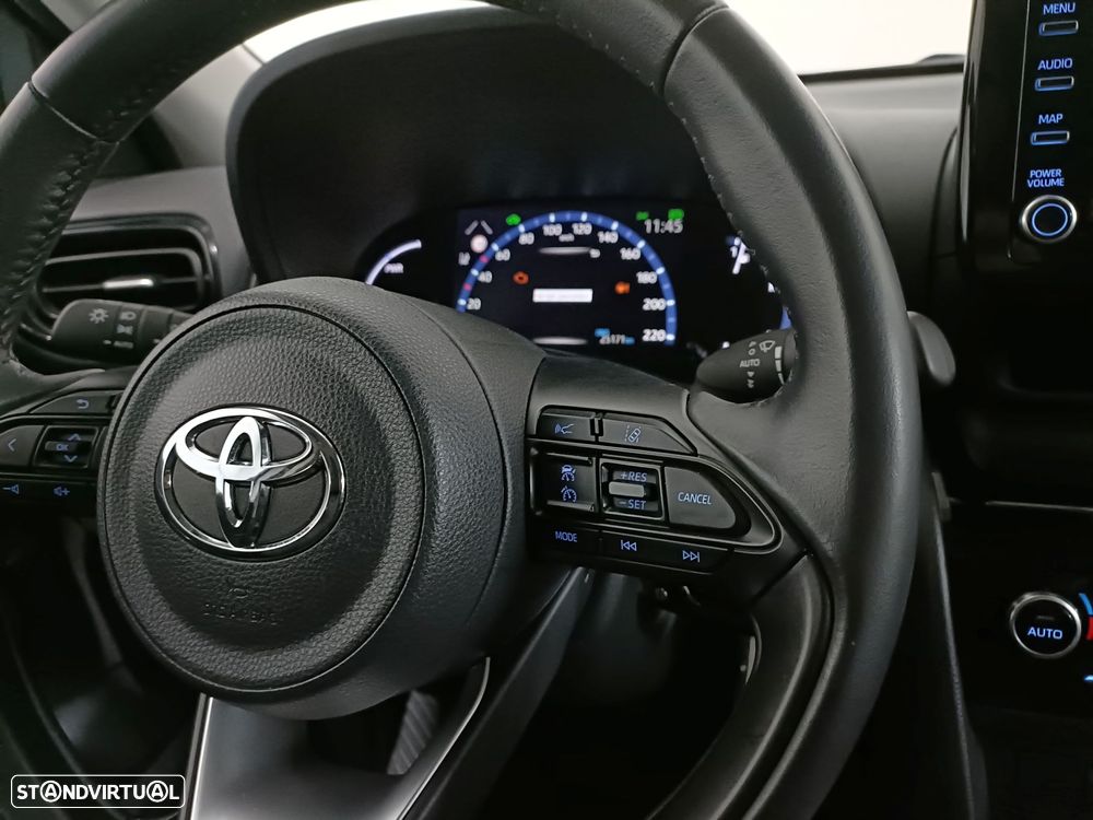 Toyota Yaris Cross 1.5 HDF Comfort Plus - 17